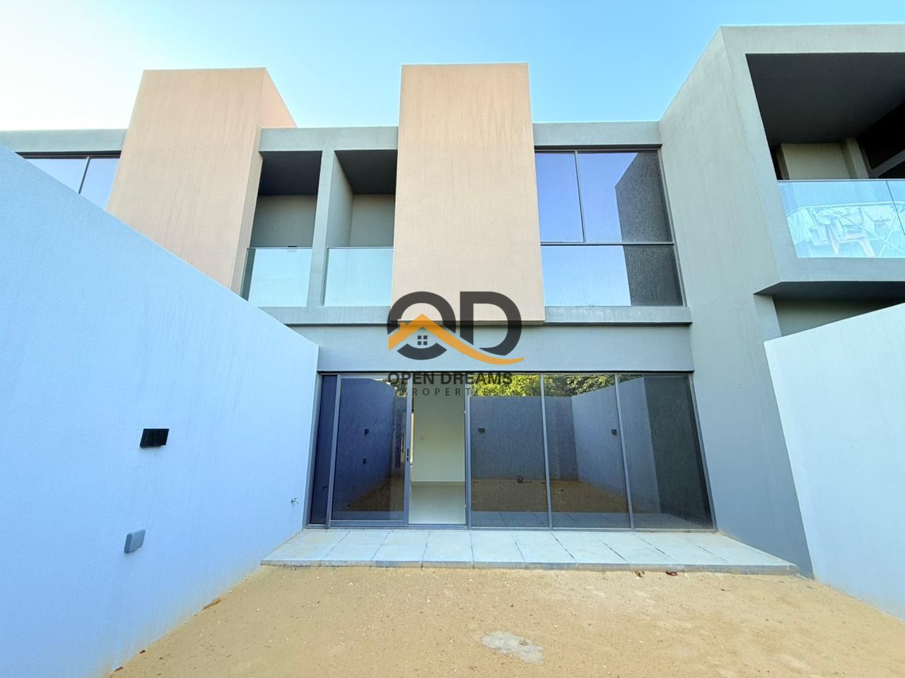 Amazing offer 2br townhouse with all amenities
