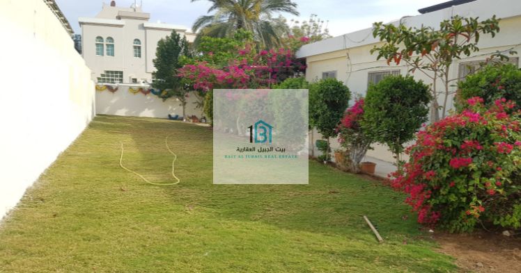 – Elegant Villa in Al Mansoura, Sharjah– Excellent location in the heart of Sharjah Plot Size: 8,050 sq. ft.