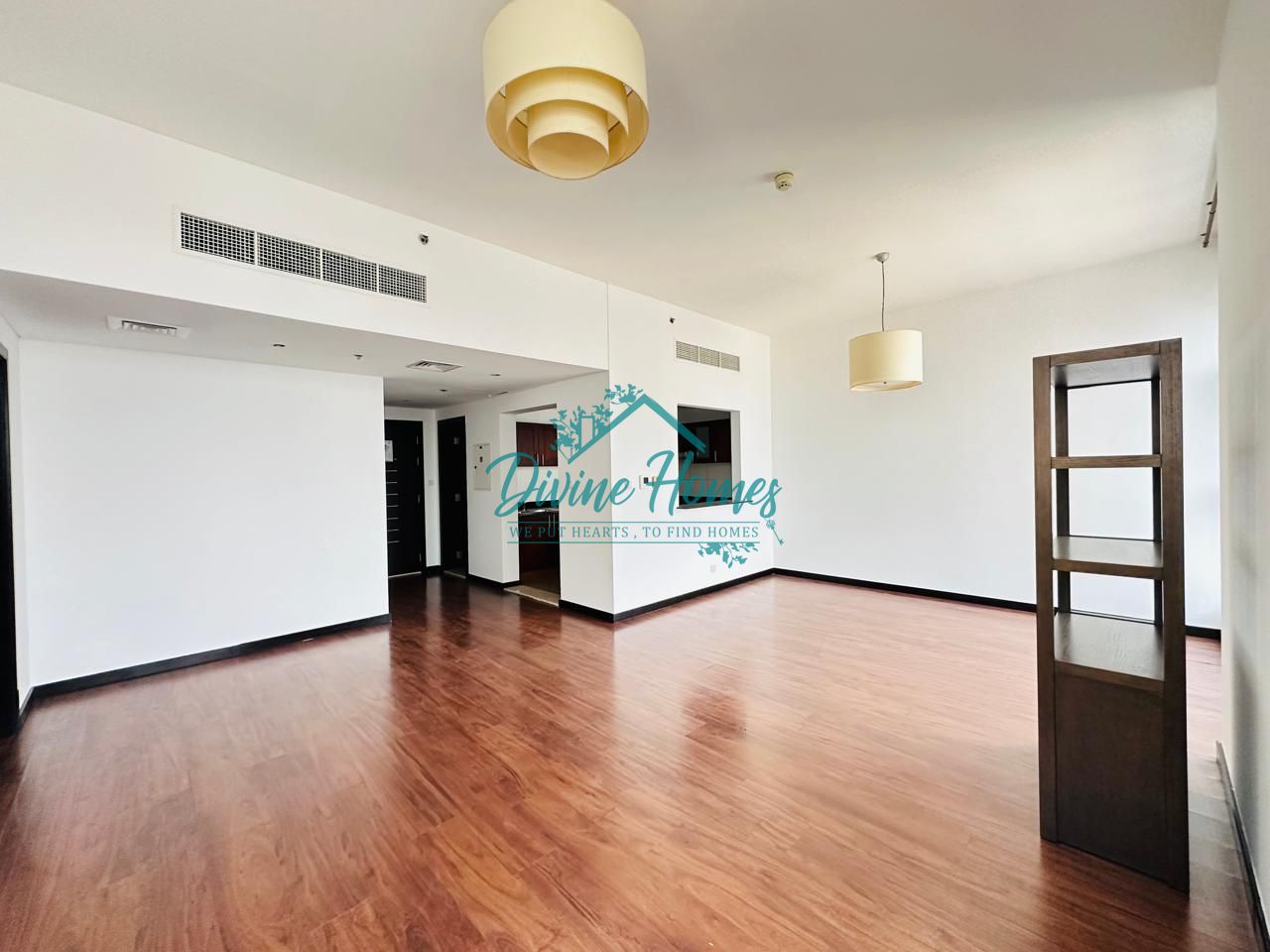 High Floor | Chiller Free | Next to Metro