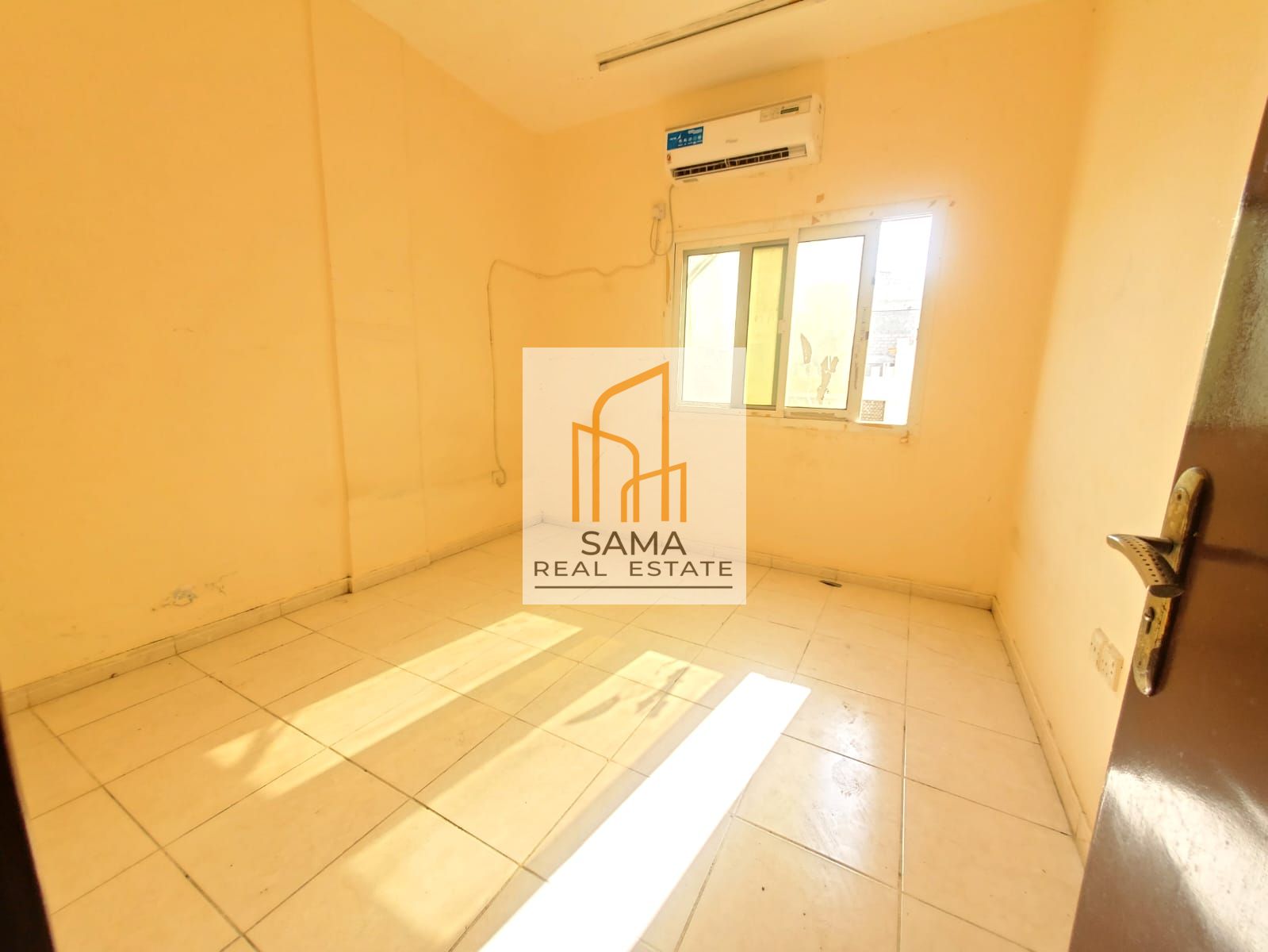 EXCLUSIVE FOR BACHELORS 2 BHK WITH 2 BATH AND BALCONY CLOSE TO BUS STATION MUWIALLAH RENT 50K