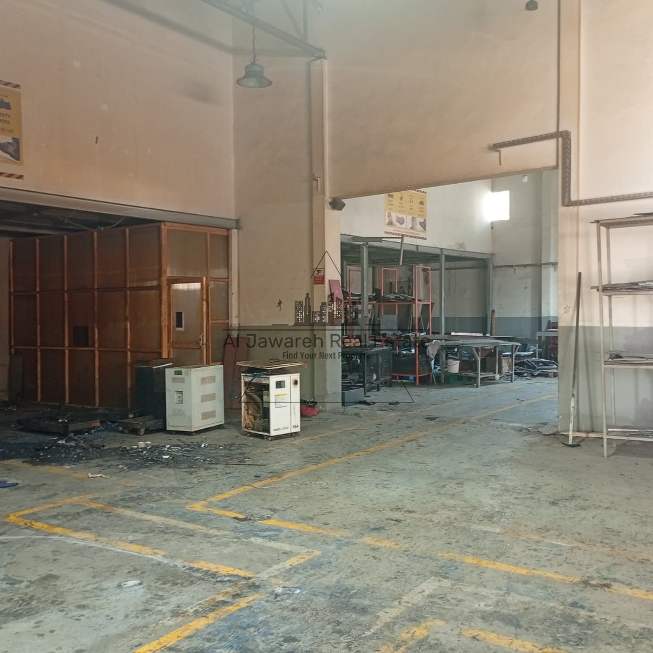 3 adjacent warehouses for rent for any industrial activity in the modern industrial area