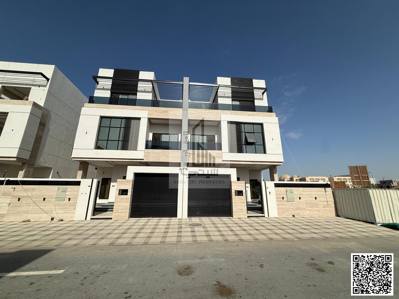 A modern luxury two-storey townhouse in Al Mowaihat