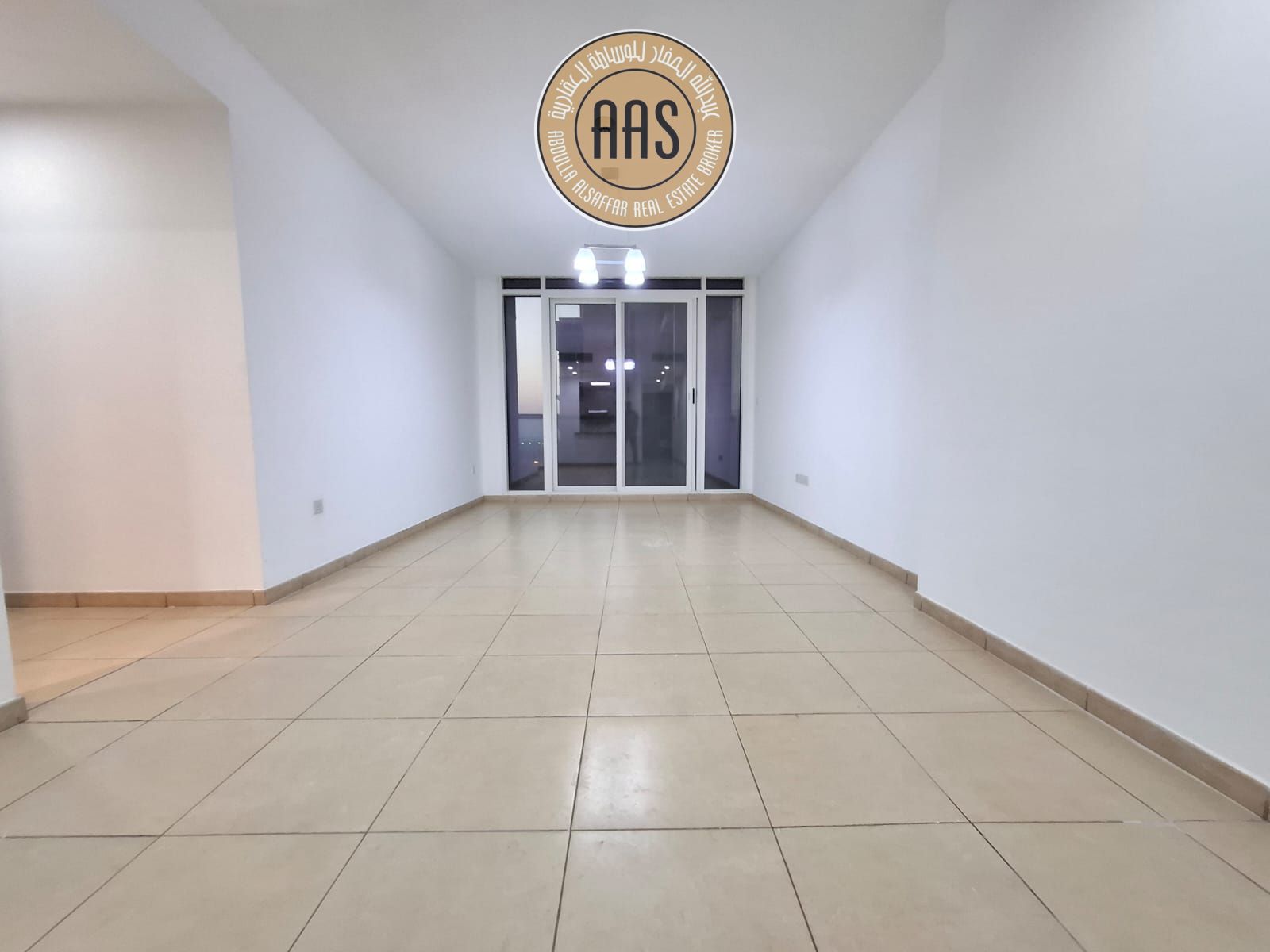 In prime location Chiller free luxurious huge 2bhk with all amenities