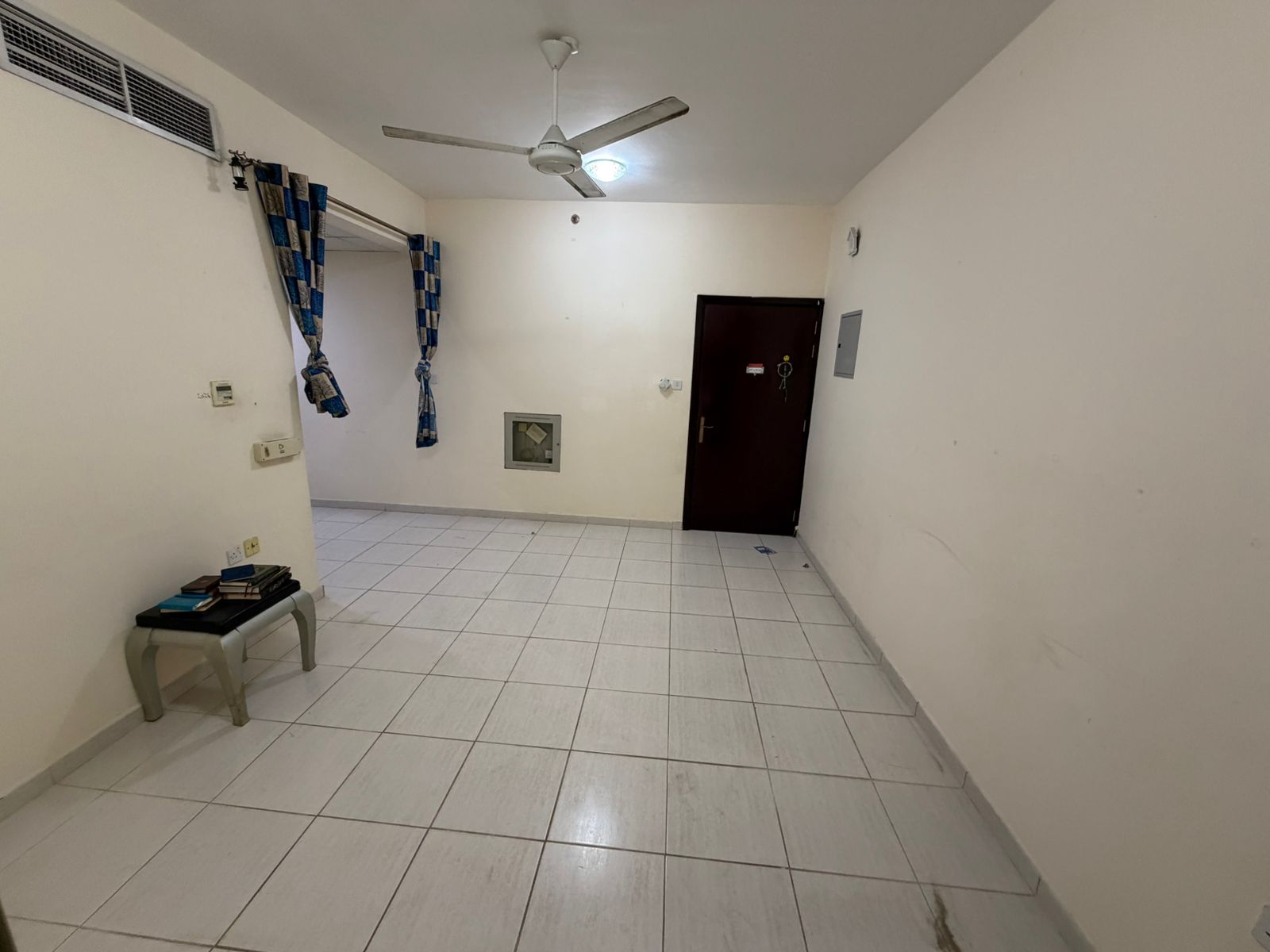 1 Bedroom Apartment for Annual Rent – Al Mowaihat, Sheikh Ammar Street
