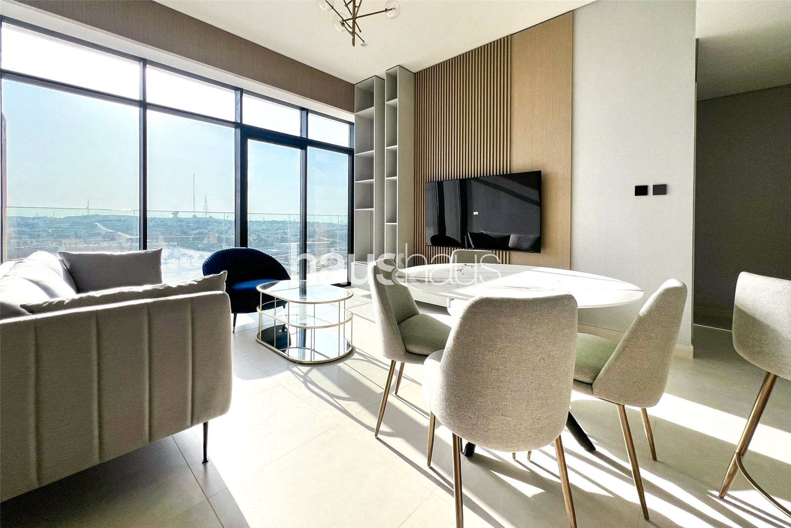 Smart Home | Close to Metro | Exclusive