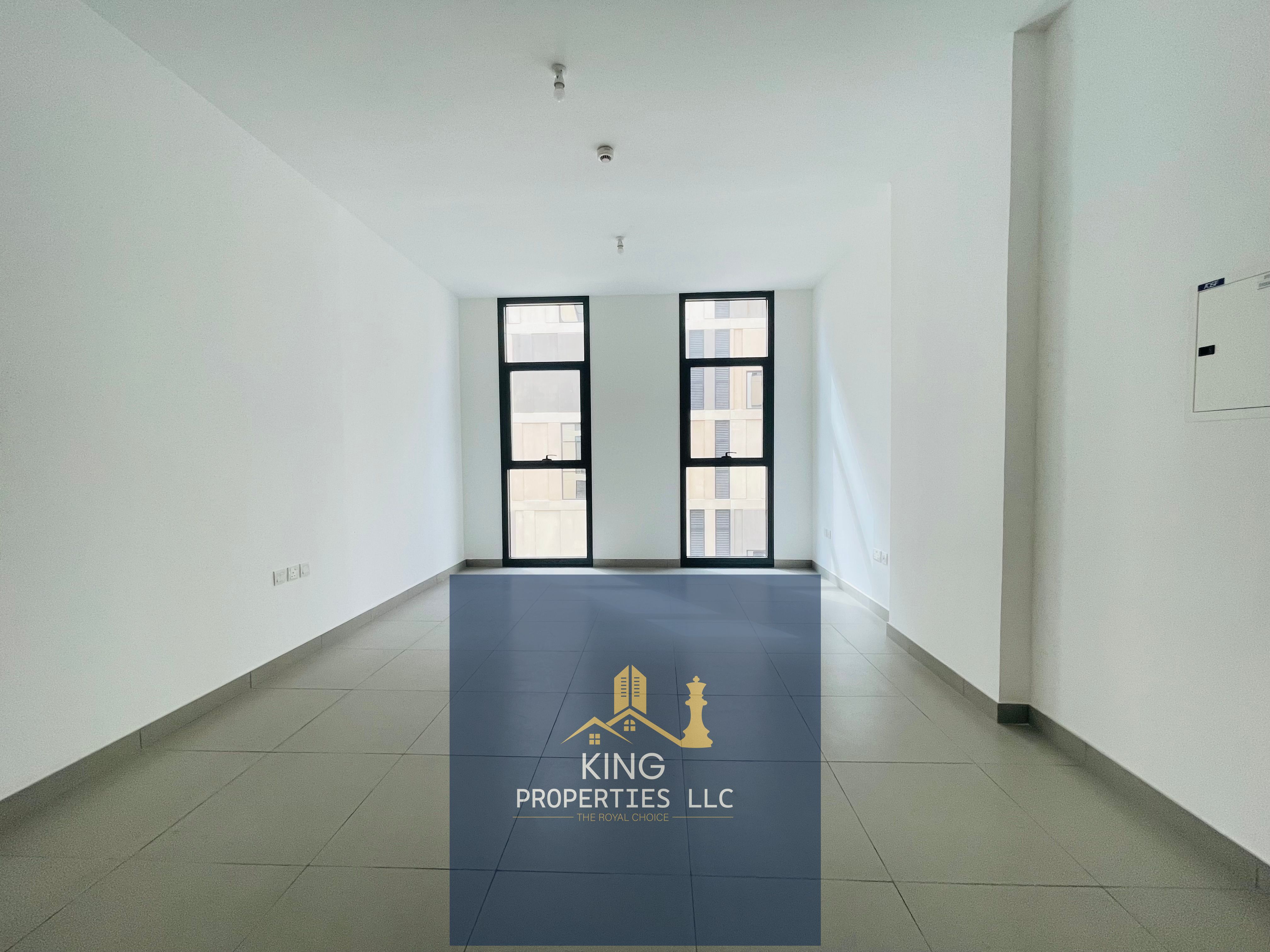 Luxurious Huge Size Studio Available For Rent