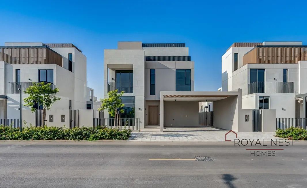 Brand New Luxury 4BR Villa for Rent in Elie Saab