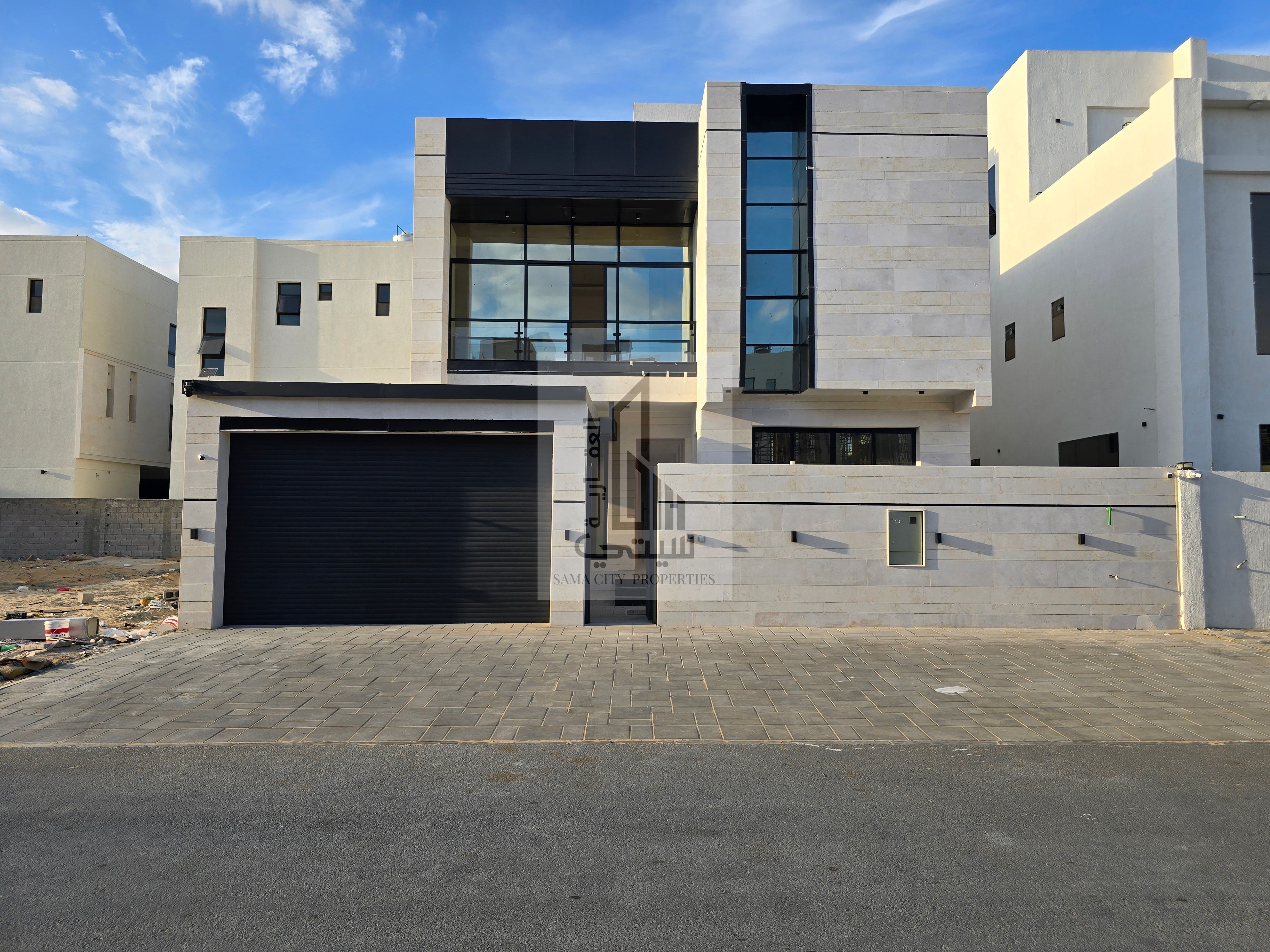 Villa Modern Super Finish Freehold
