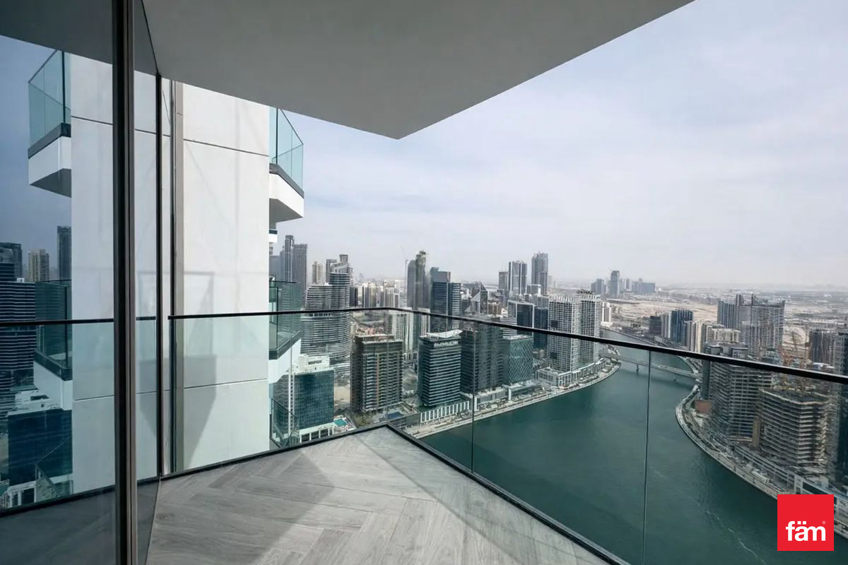 Stunning Canal View | Brand New | Waterfront