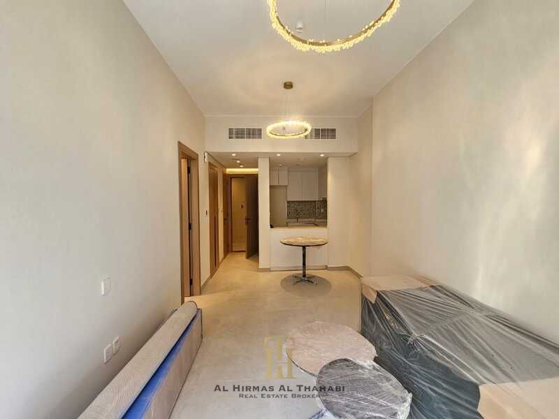 Stunning Apartment - Modern Furnisher - Spacious