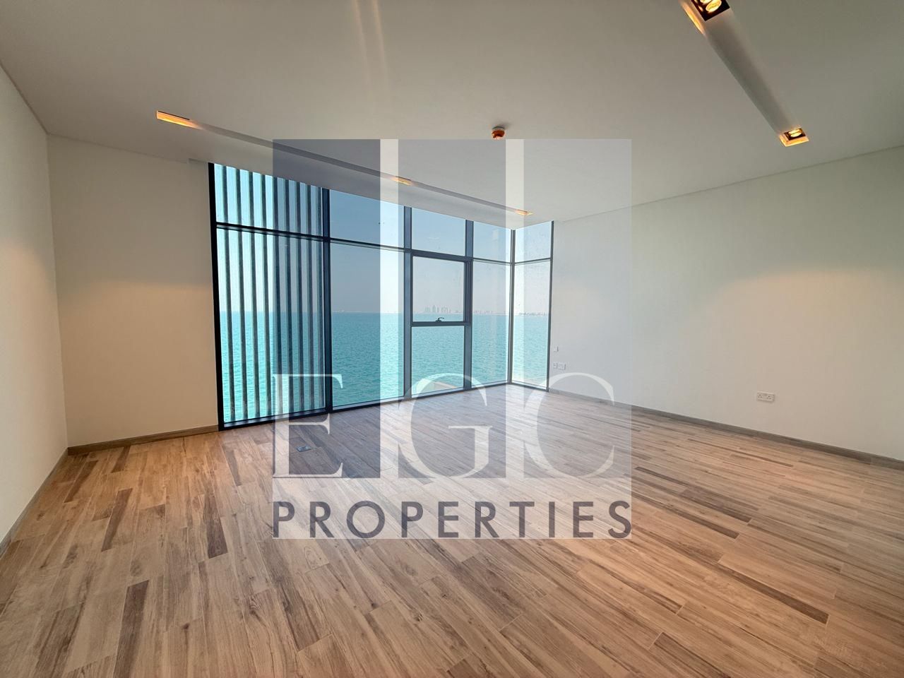 Danah Bay Villas | Corner 5 Bedroom Beachfront Villa | Premium Luxury Living