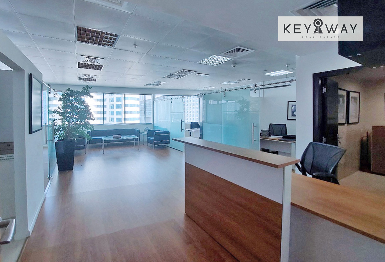 Canal View | 2 Parking | Nicely Furnished