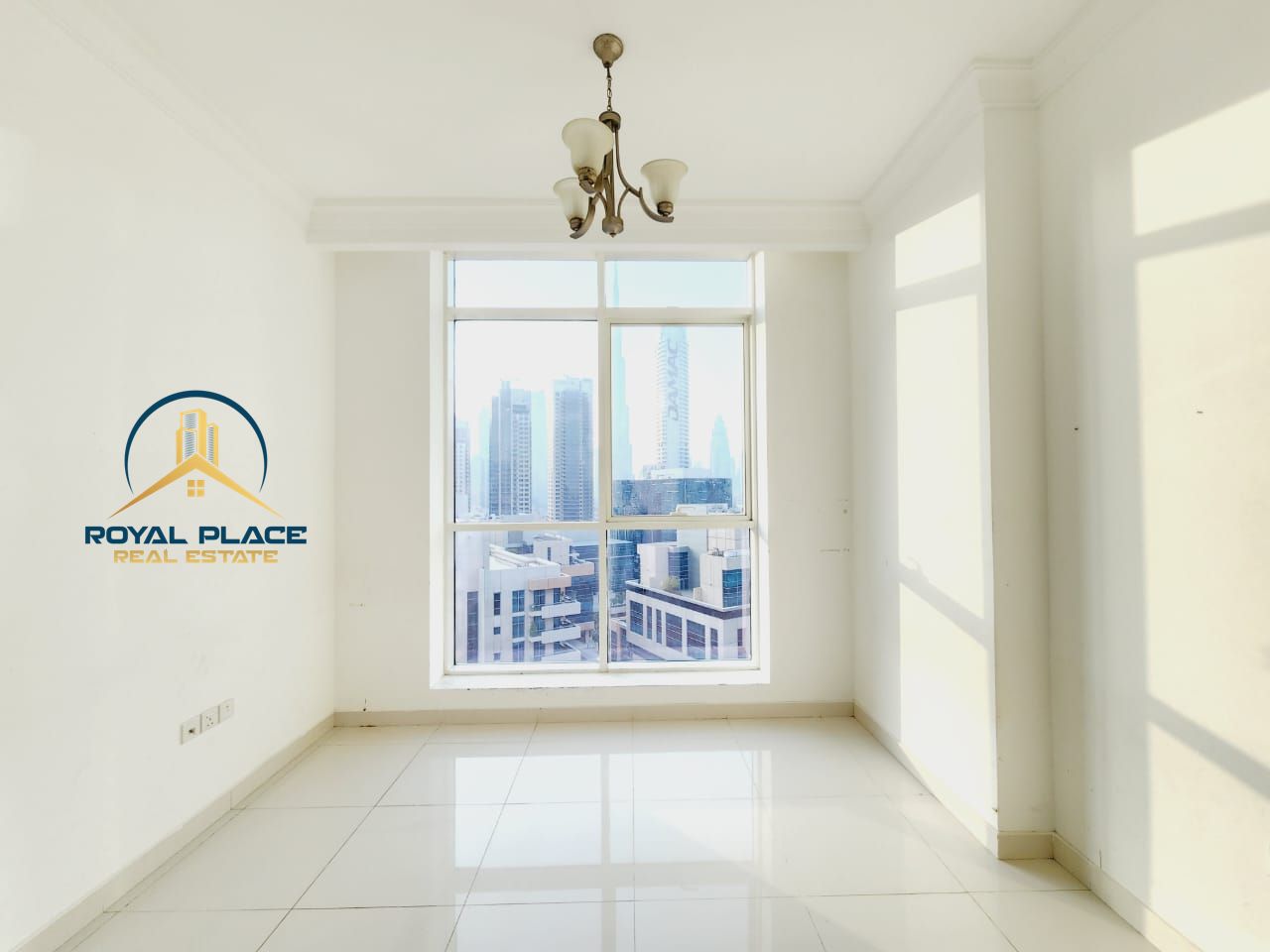 1Bed | Canal view | Prime Location | Bright