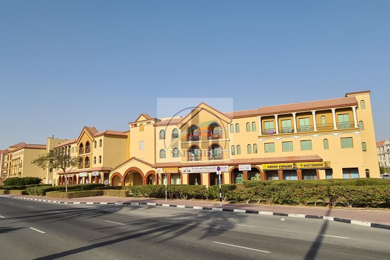 Studio for sale in Spain cluster in 370000/- Rented