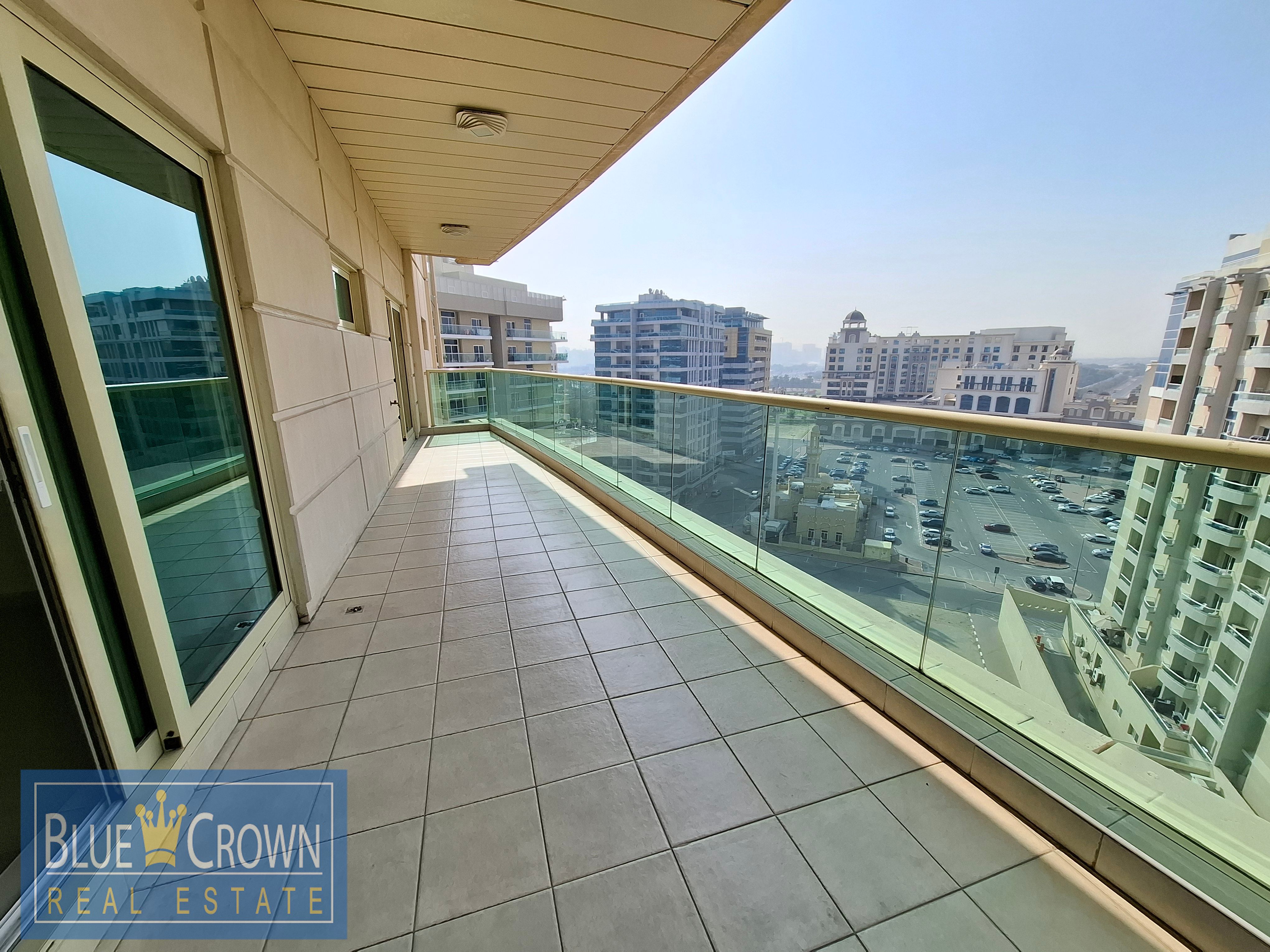 Magnificent 4Bhk:Maid's Room:Huge Sqft:Luxurious:Prime Location