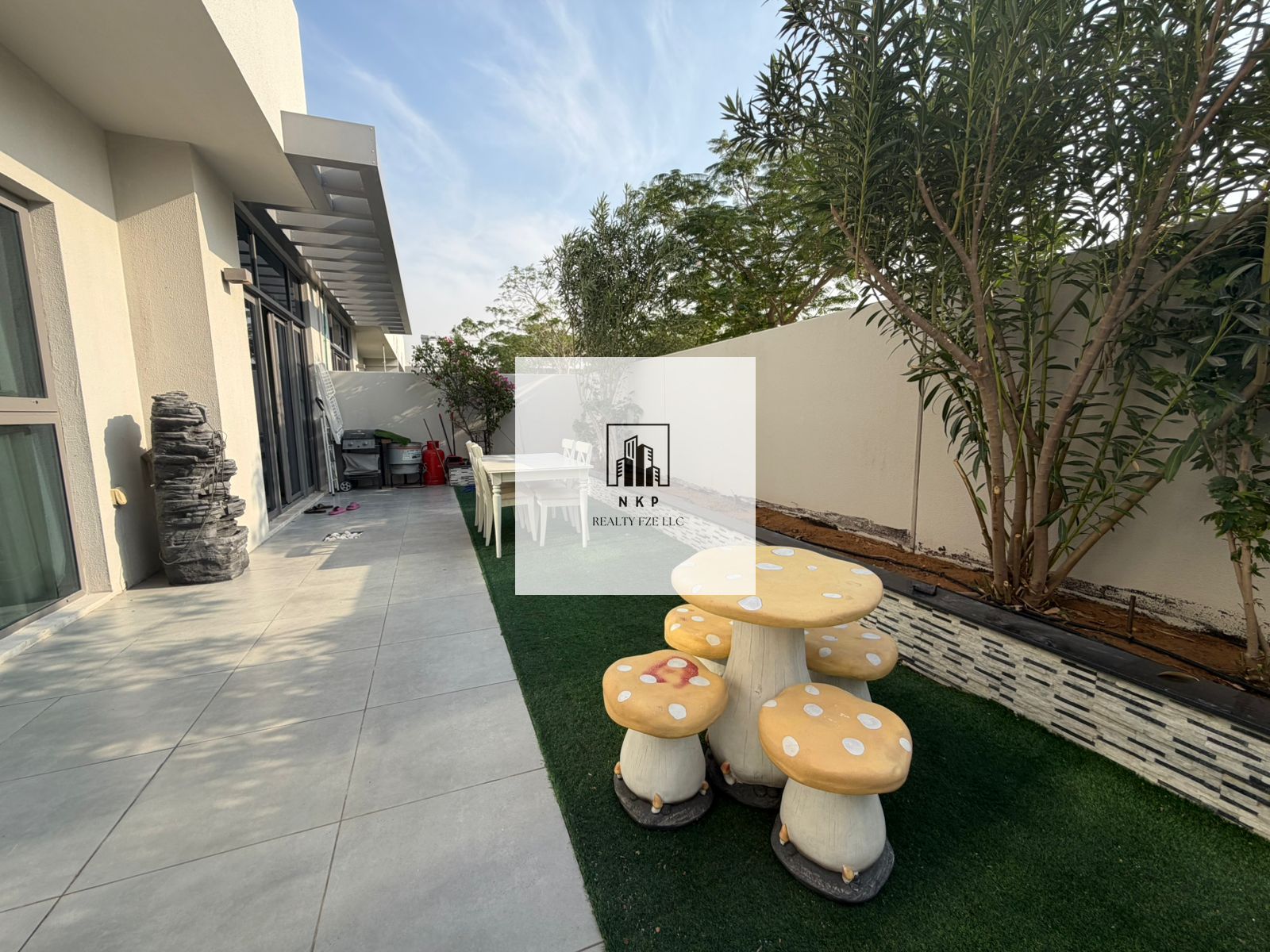 Spacious luxurious lush fully furnished 2bhk duplex