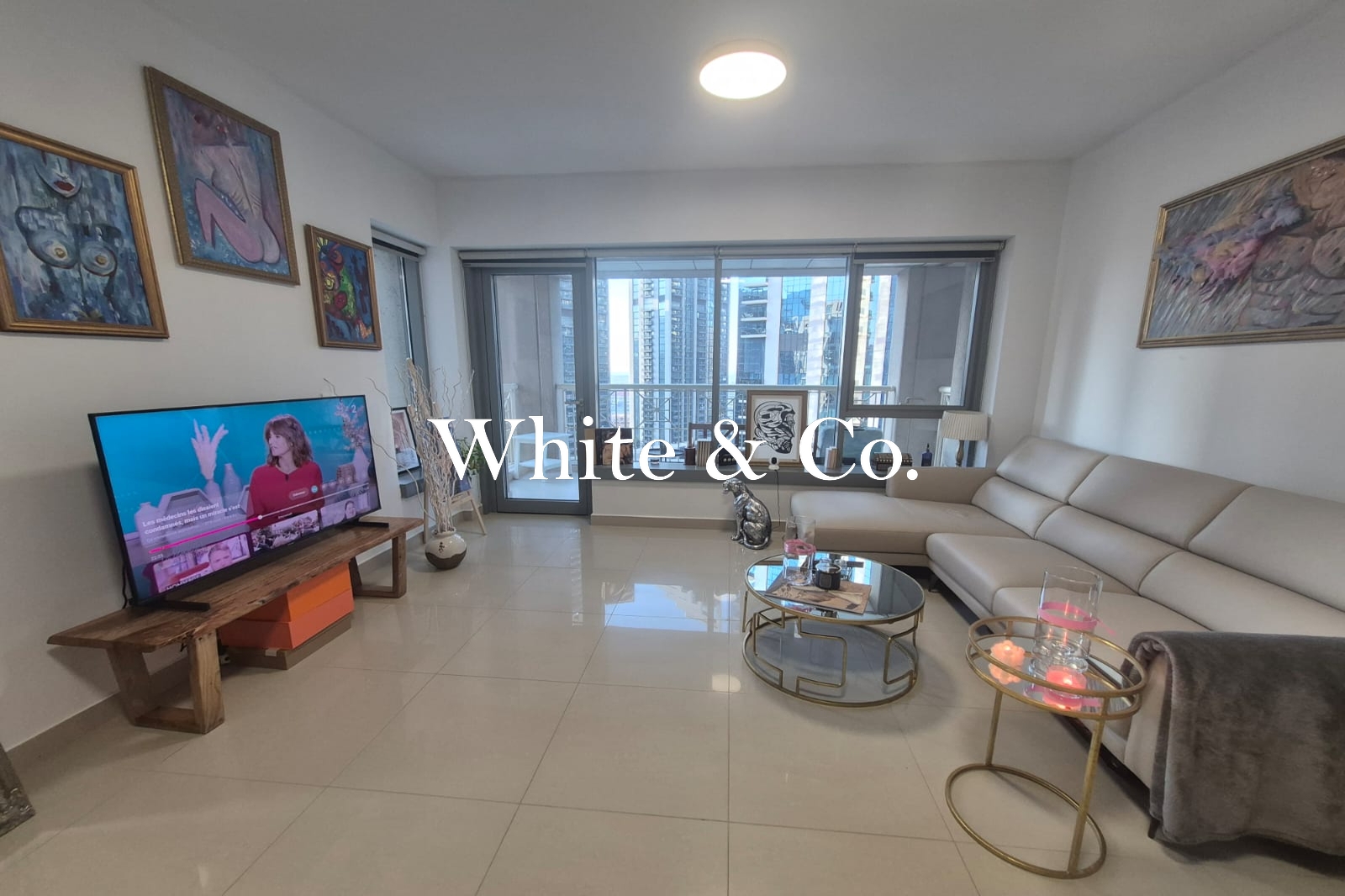 Unfurnished | Spacious | Open-Plan Layout
