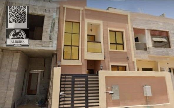 Two-story villa for rent in Al Zahia, Ajman. 5 master bedrooms, 2 living rooms, and a kitchen. 80,000 AED (direct from owner)