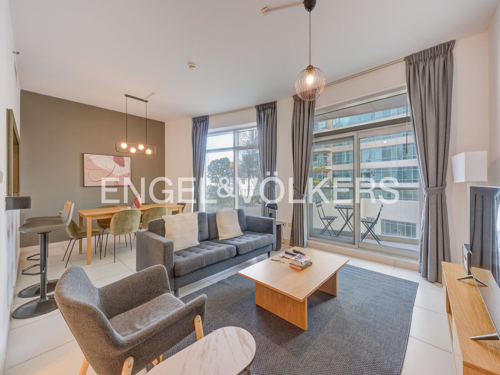 Fully Furnished | Prime Location | Bright Unit