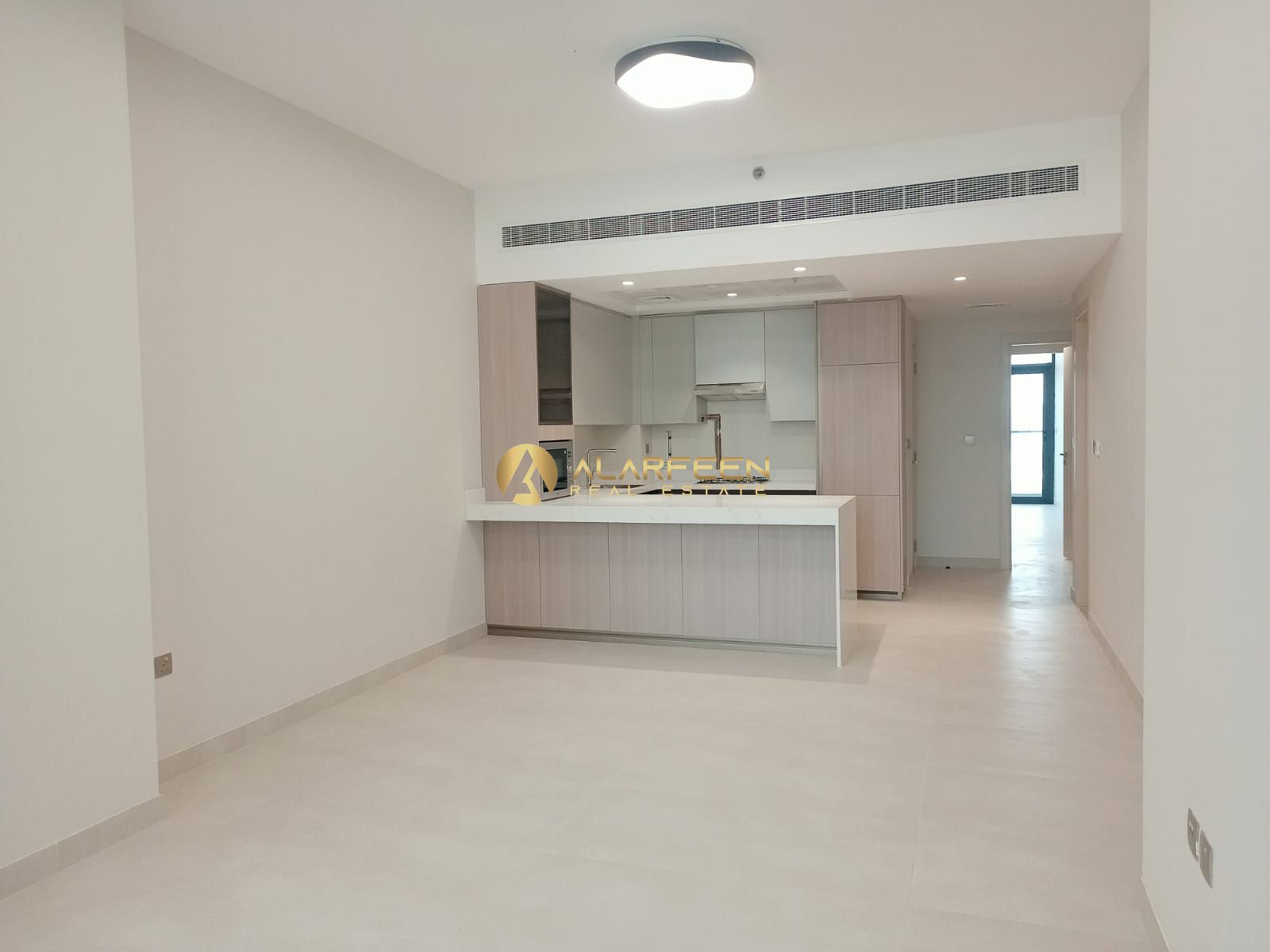 WELL PLANNED LAYOUT | SPACIOUS | READY TO MOVE