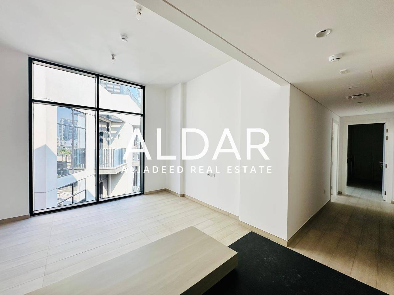 Pool View | Modern | Fully Fitted With Dishwasher