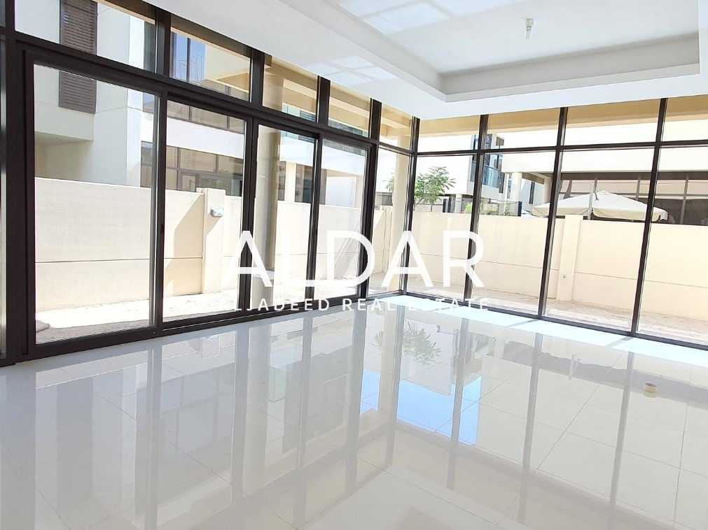 Maid Room | Well Maintained | Prime Location
