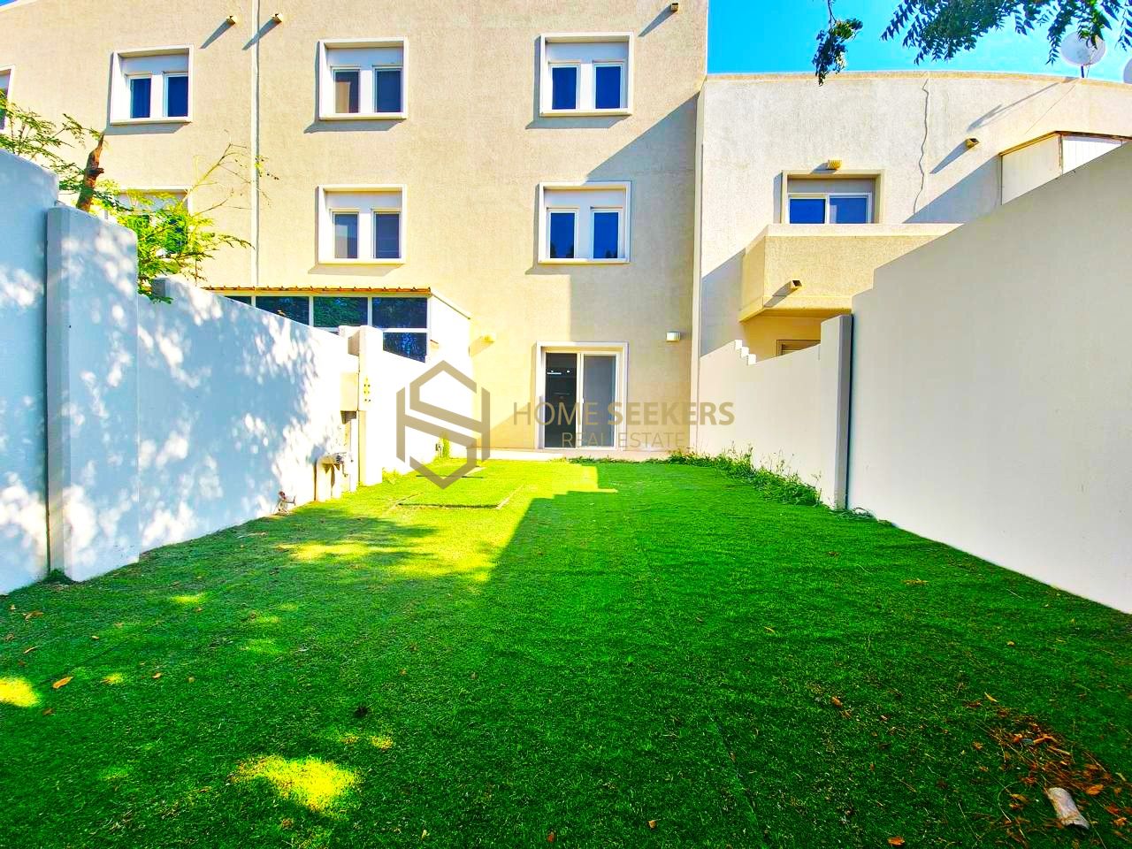 Extended Garden | Single Row | Luxury Living Style