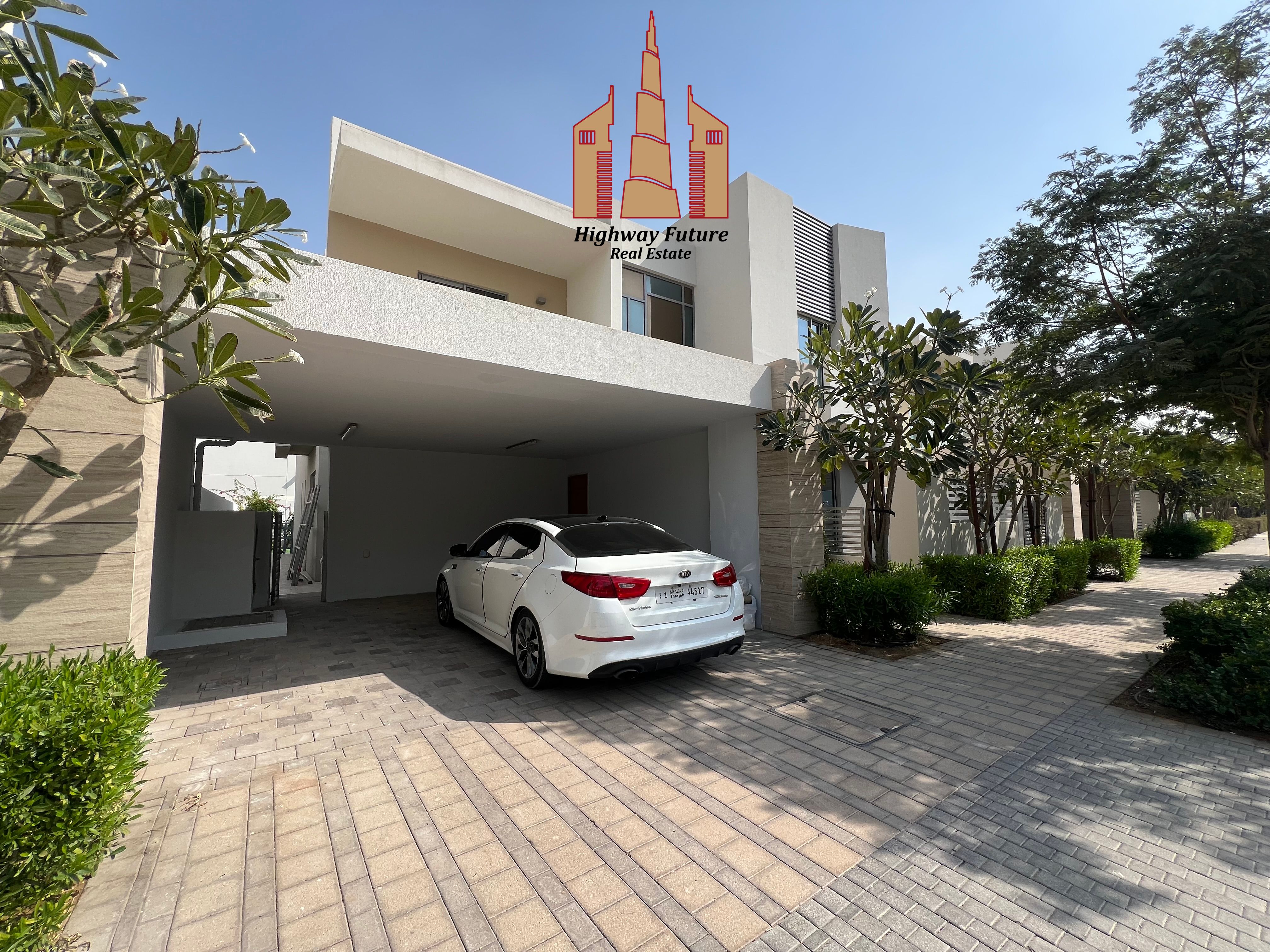 Luxurious 4bhk villa with big backyard :: maid room also :: Hot offer ready to move ::