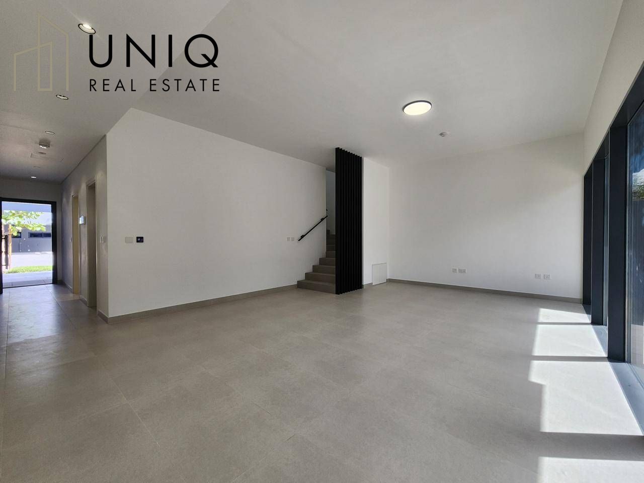 2-Bedroom Townhouse | Genuine Listing | ROBINIA