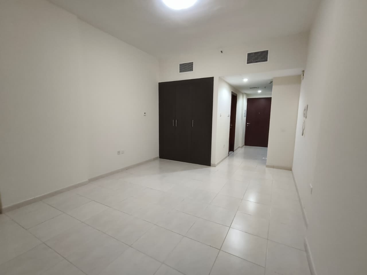 SPACIOUS | PREMIUM | PRIME LOCATION