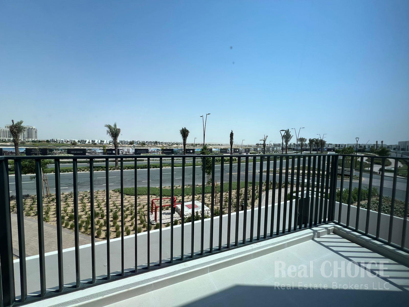 Villa | Private Garden| Exclusive Community Living
