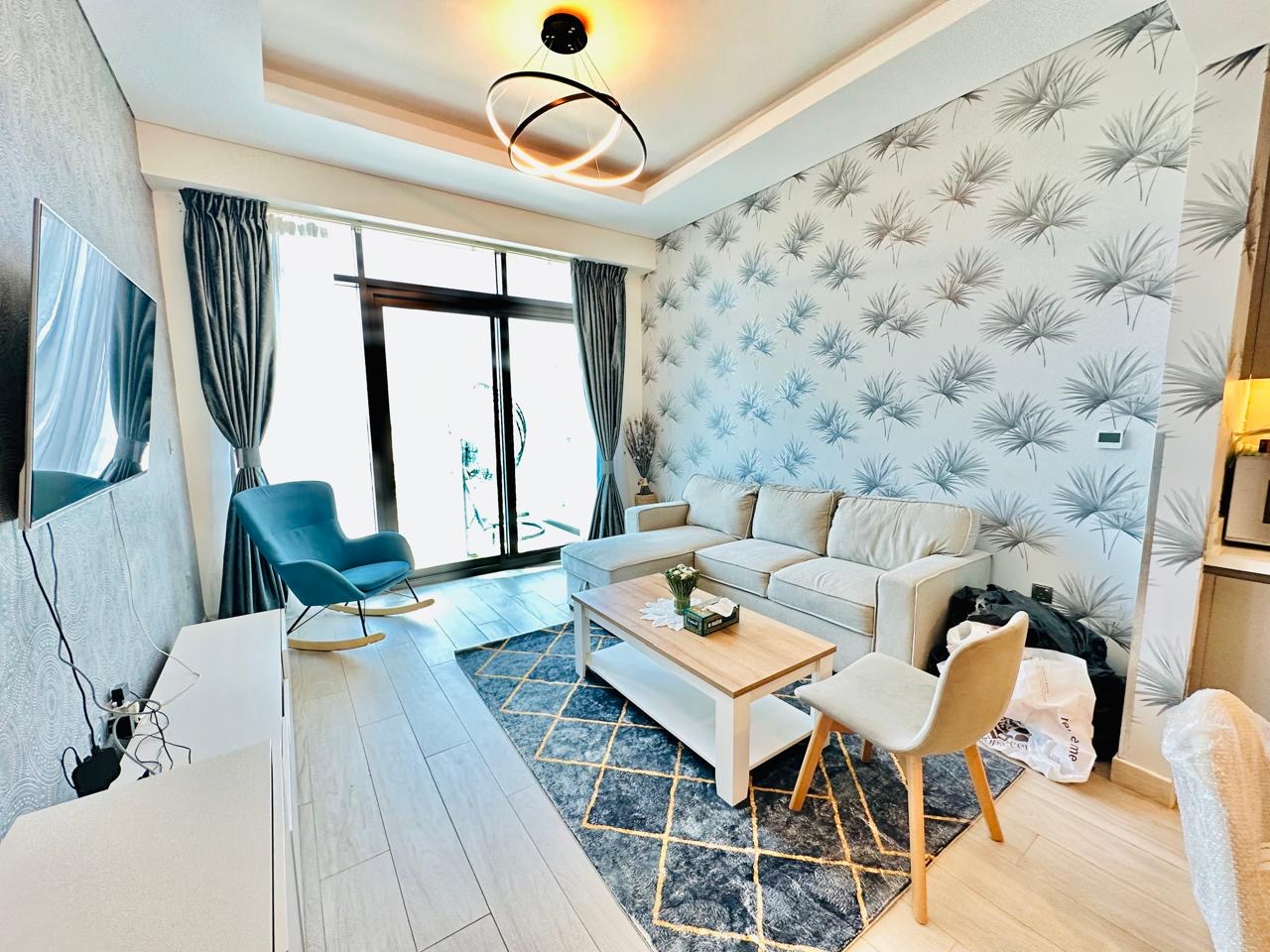 Fully Furnished// Amazing 1/BR // Skyline View // All Amenities
