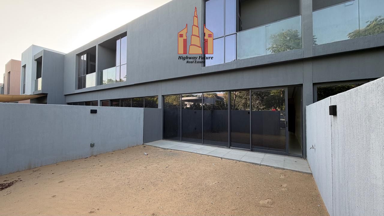 Luxurious 2bhk with balcony amazing view with big back yard hot offer ready to move ::