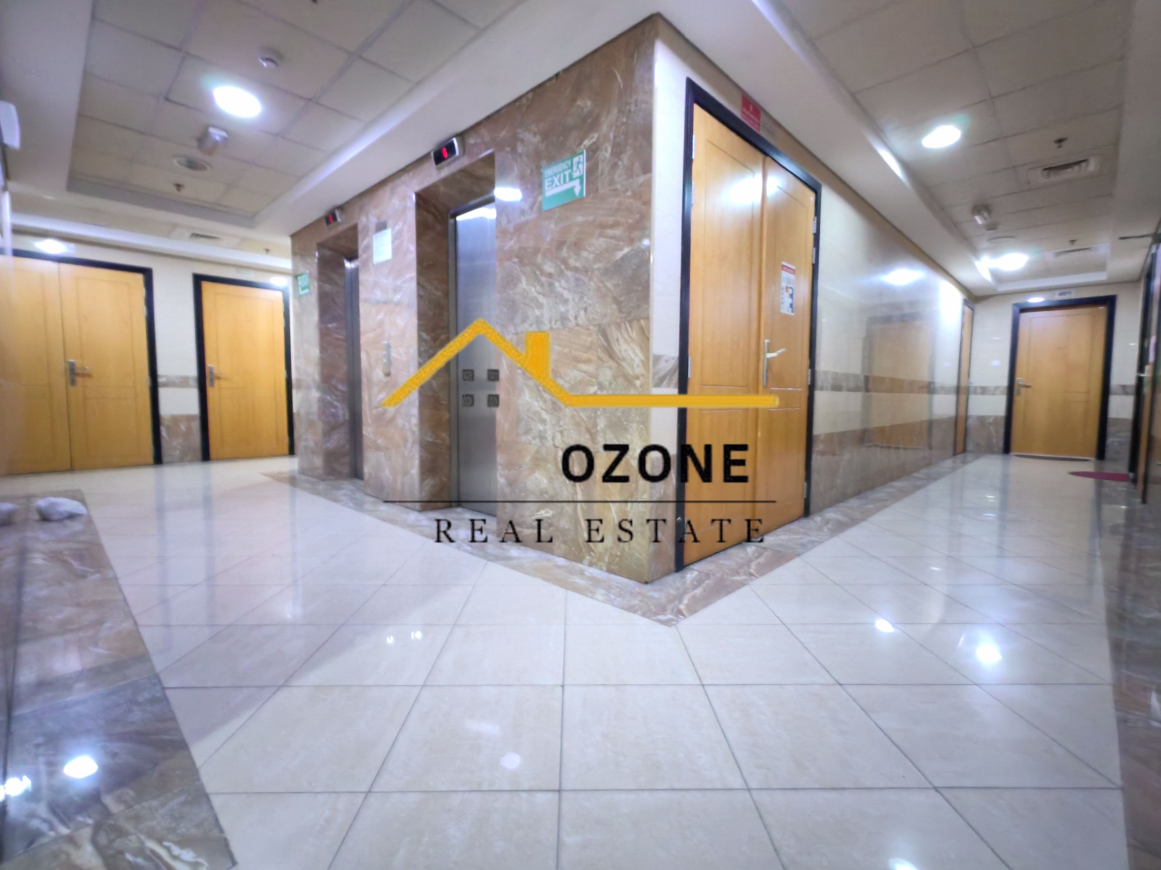 Luxury 2bhk with Parking //Family Building near to park and mosque