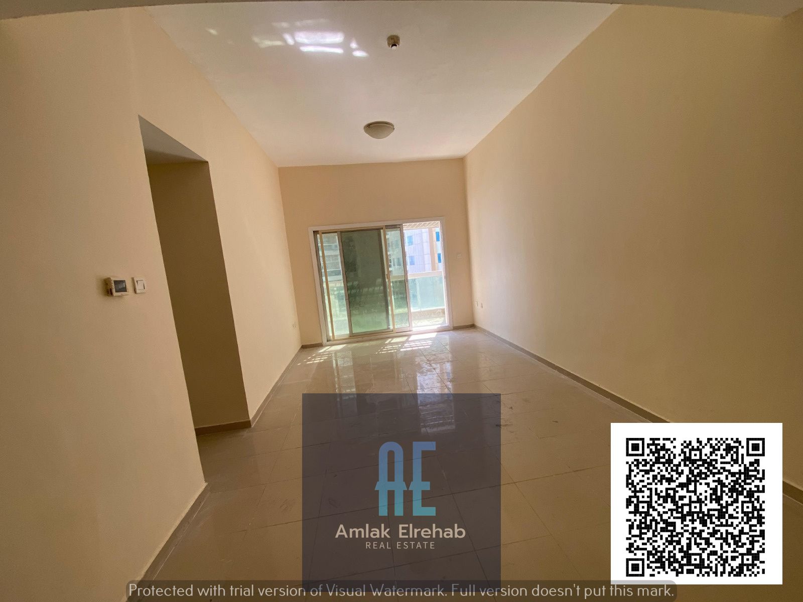 Two-bedroom apartment with a living room for rent in a prime location