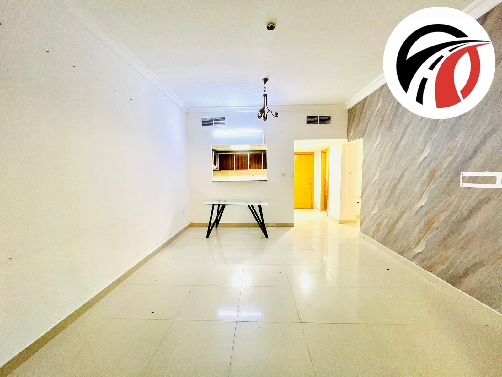 Luxurious 2bhk available for rent 72k ready to move