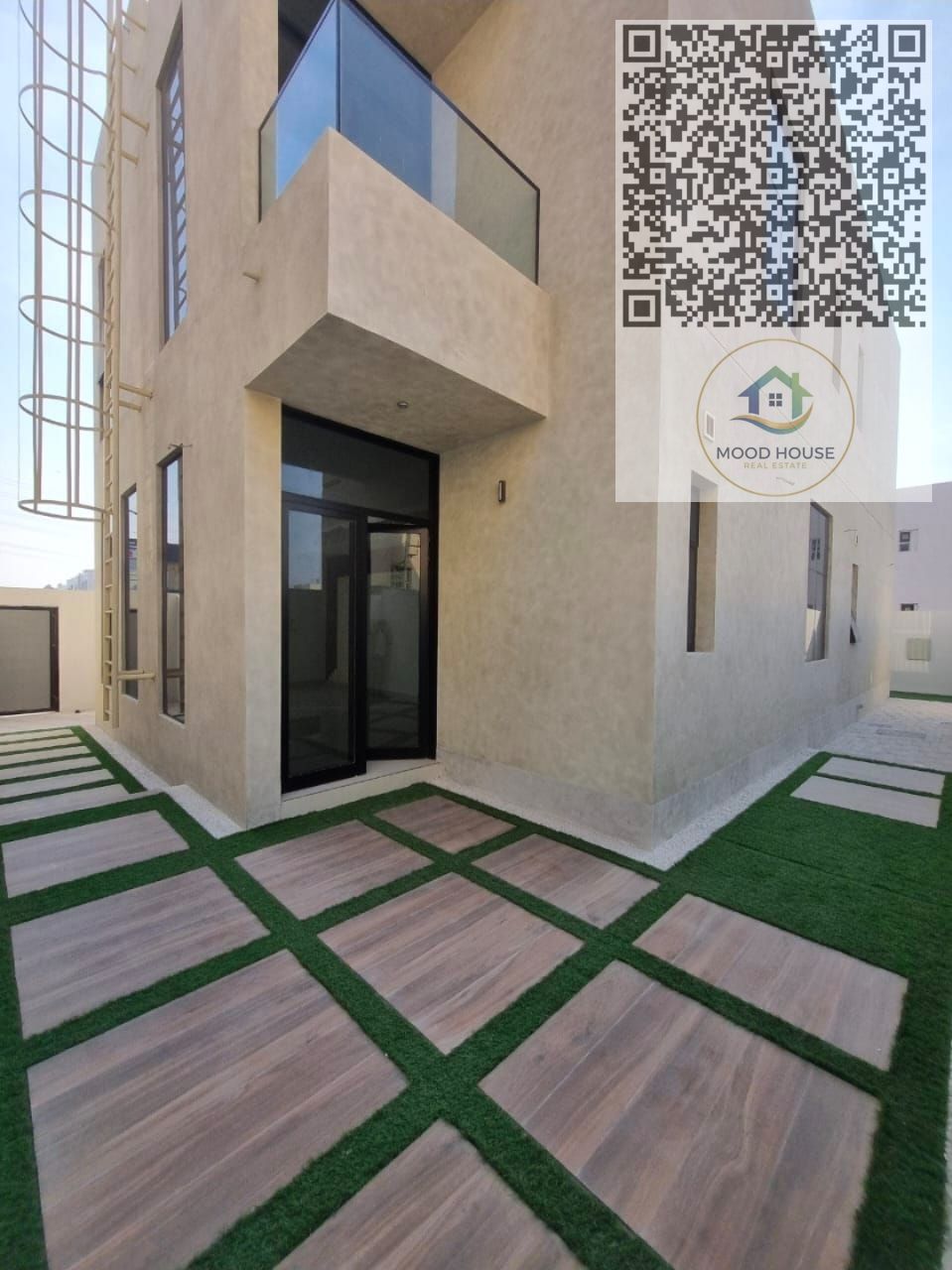 Brand new villa for rent in Al Yasmeen Ajman on a main road corner plot with large setbacks, five master bedrooms, spacious layout, and flexible payme