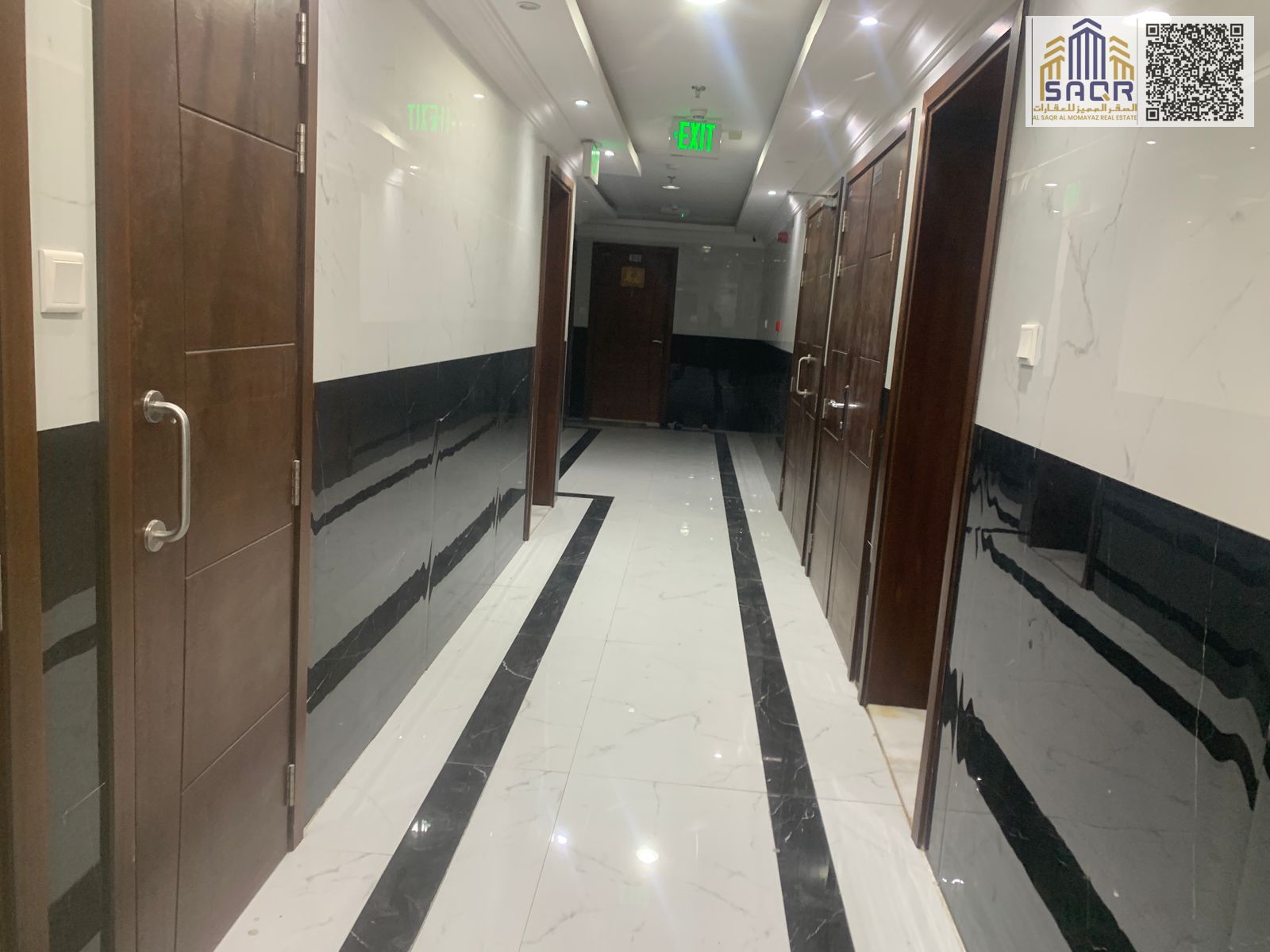 Elegant One Bedroom Apartment with Living Room and Two Bathrooms Featuring Practical Layout and Comfortable Spaces for Ideal Living