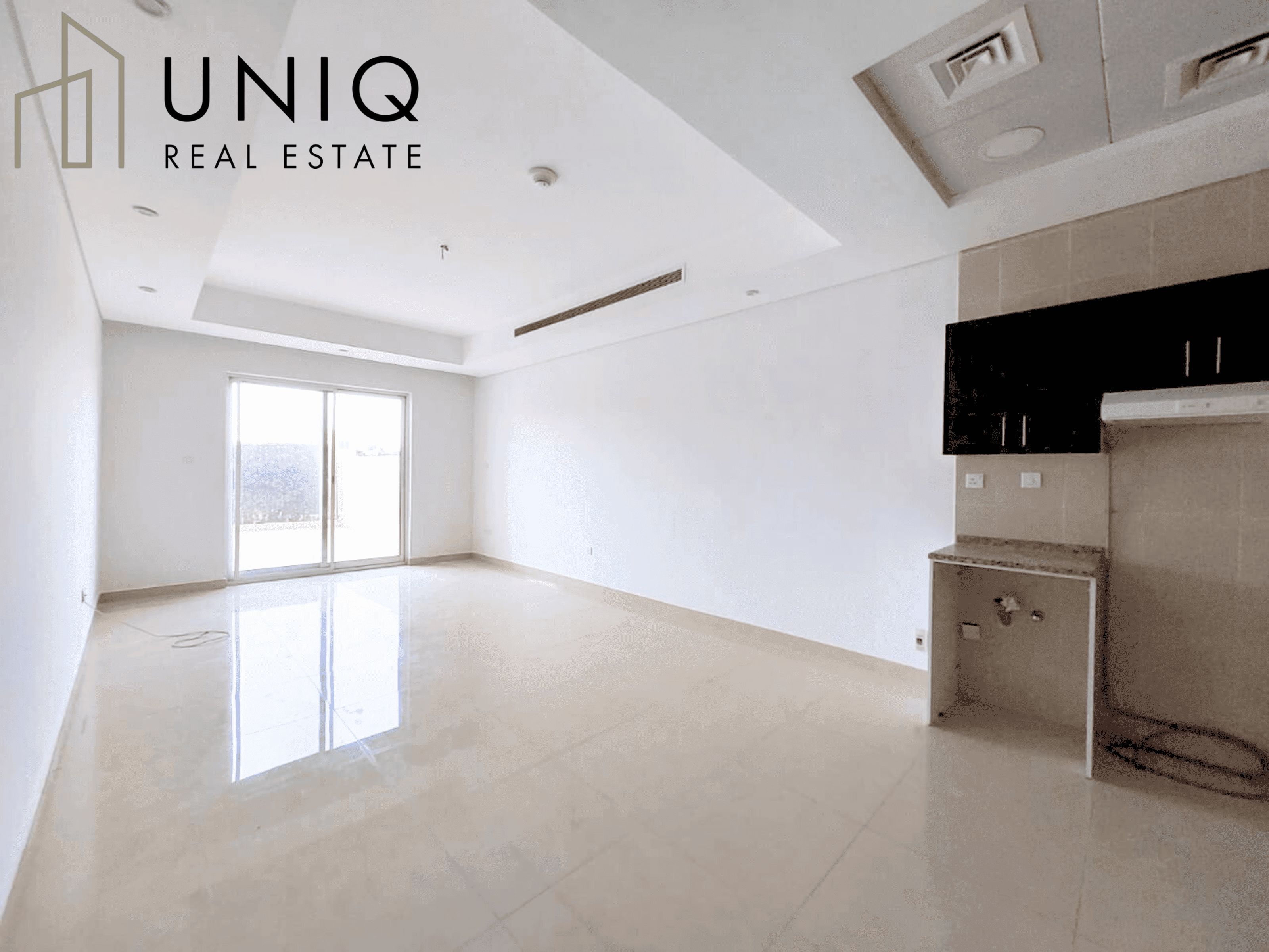 Studio | Noticed Served | Prime Location