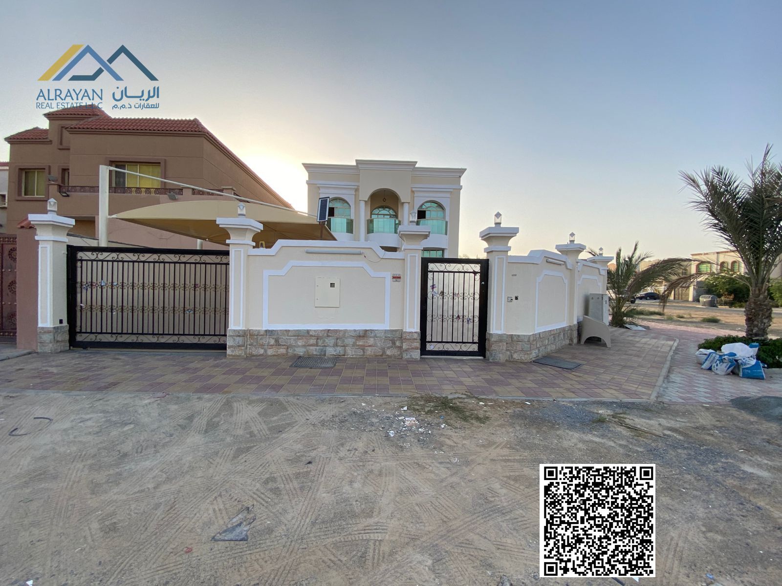 Corner property on two streets, including electricity, water, and air conditioning. Freehold ownership for all nationalities with easy bank financing