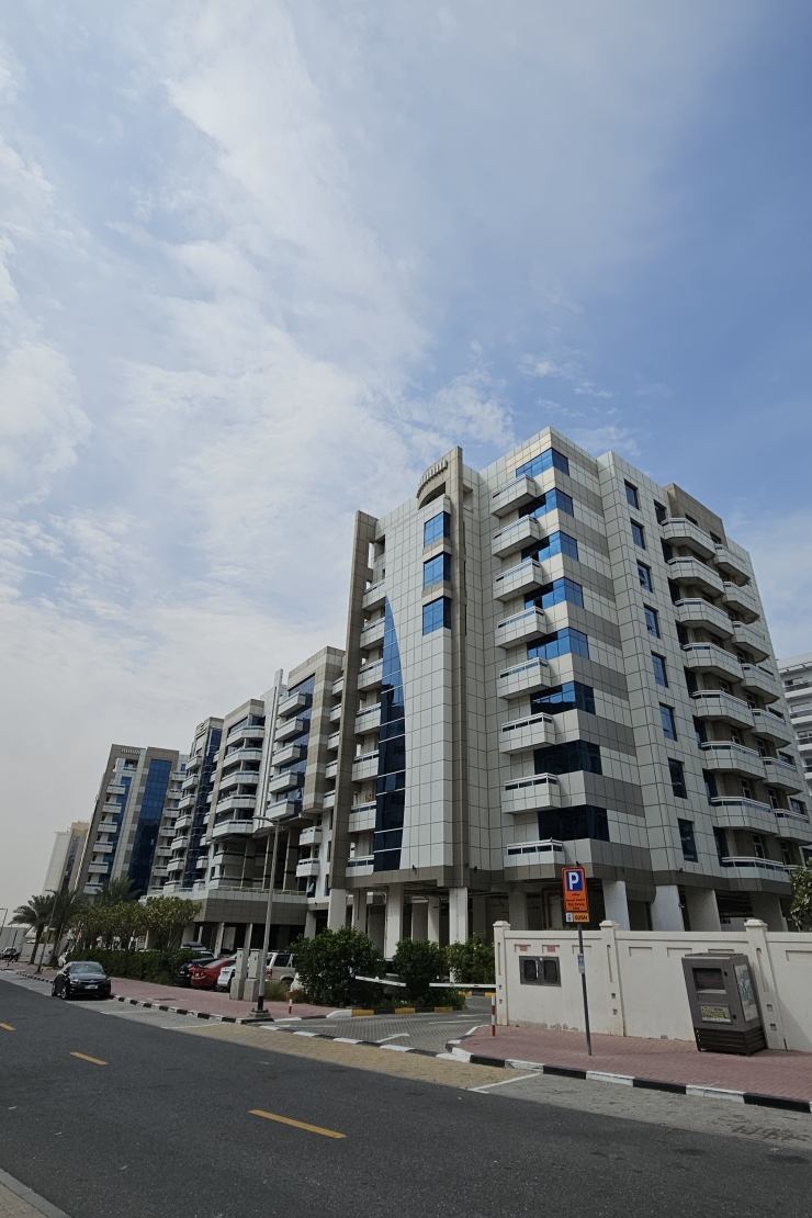 1 Bed for Rent in Axis 2 | Balcony | 1 Car Park