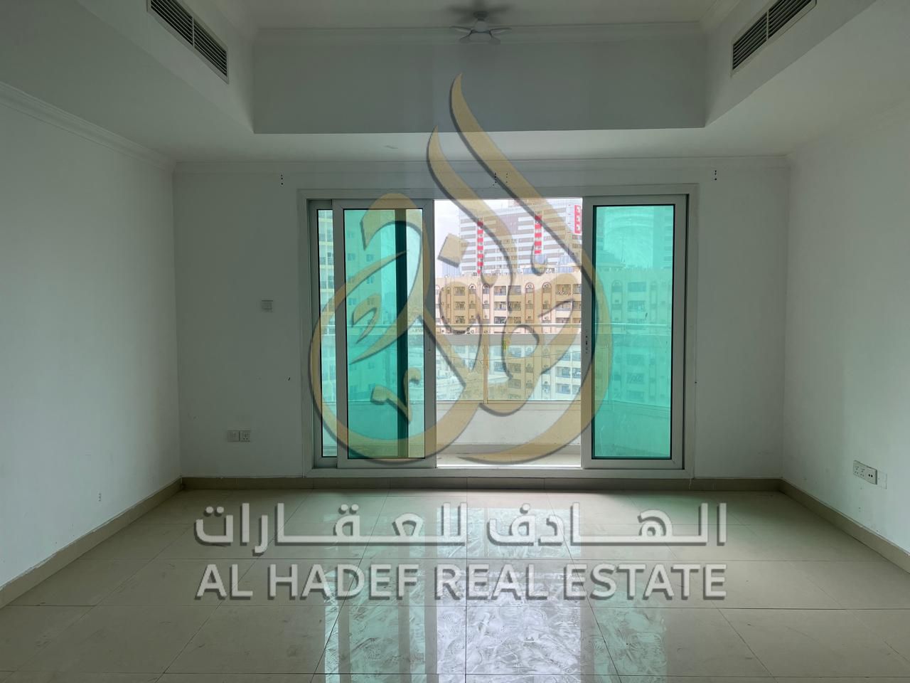 A well-located apartment available for annual rent in Al Majaz 2, close to Al Buhaira Police Station and all essential services and transportation. Id