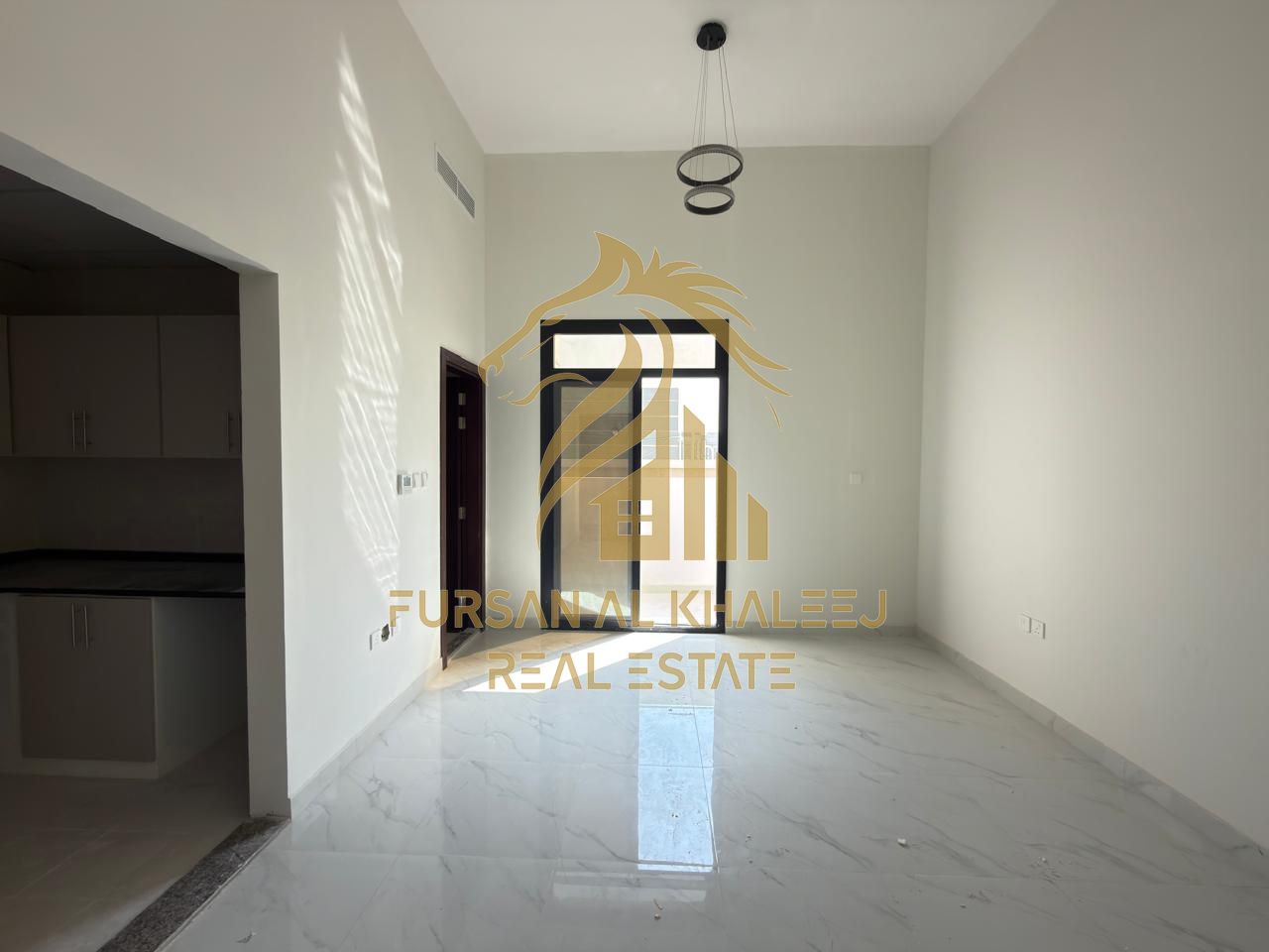 Brand New | Family | Budget Friendly | Close Kitchen