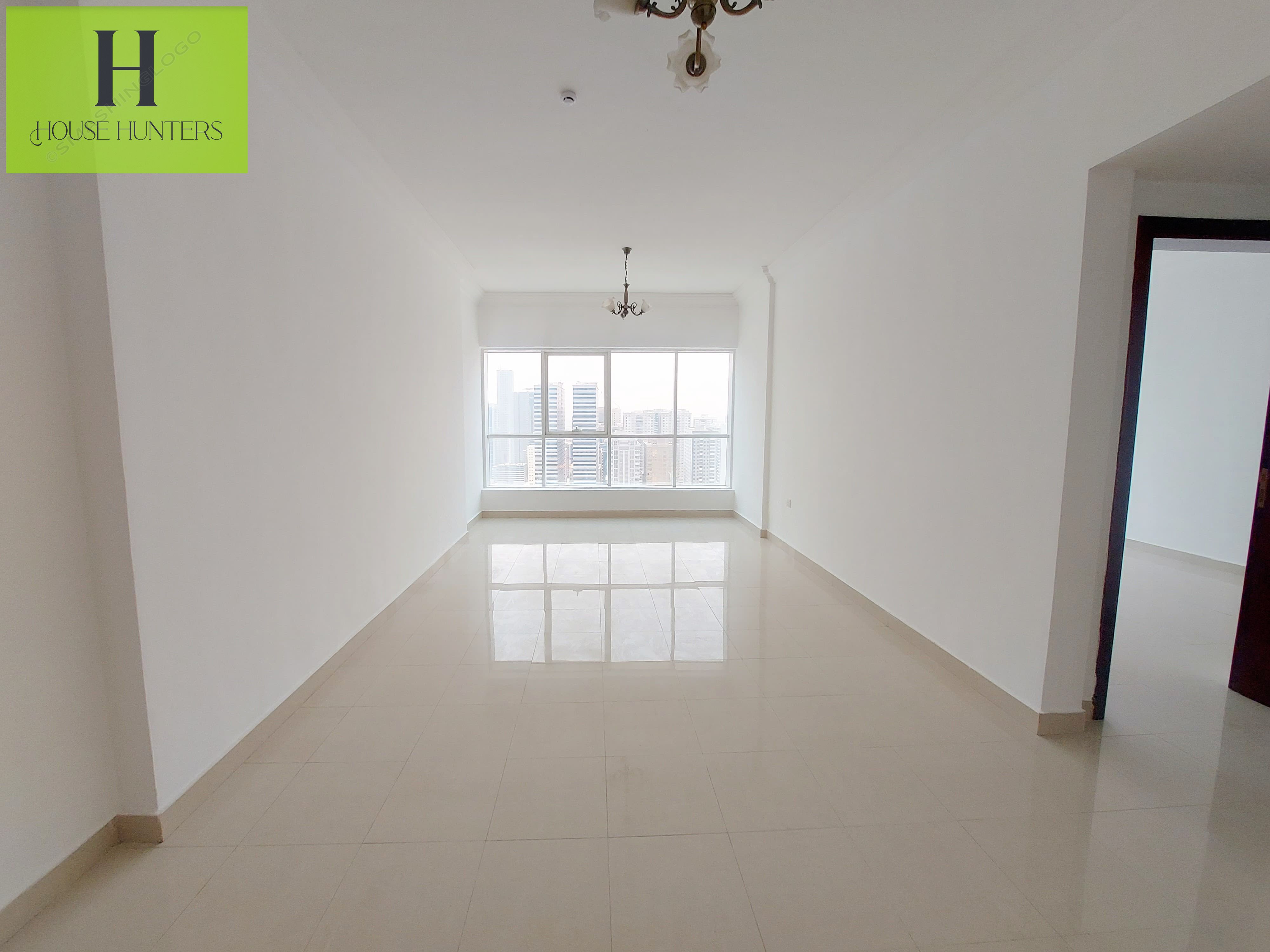 Luxury living with open view wardrobes gym pool and maintenance free prime location near close exit to dubai