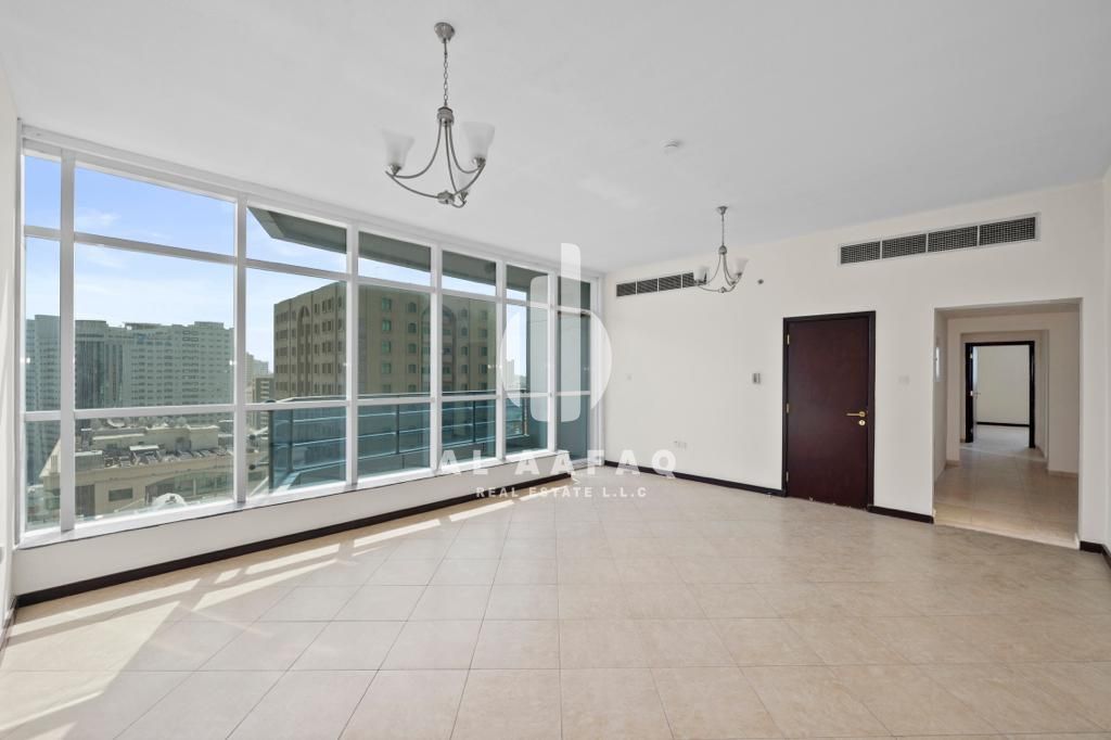 Spacious 2BHK| Both Master Bedrooms | Maids Room