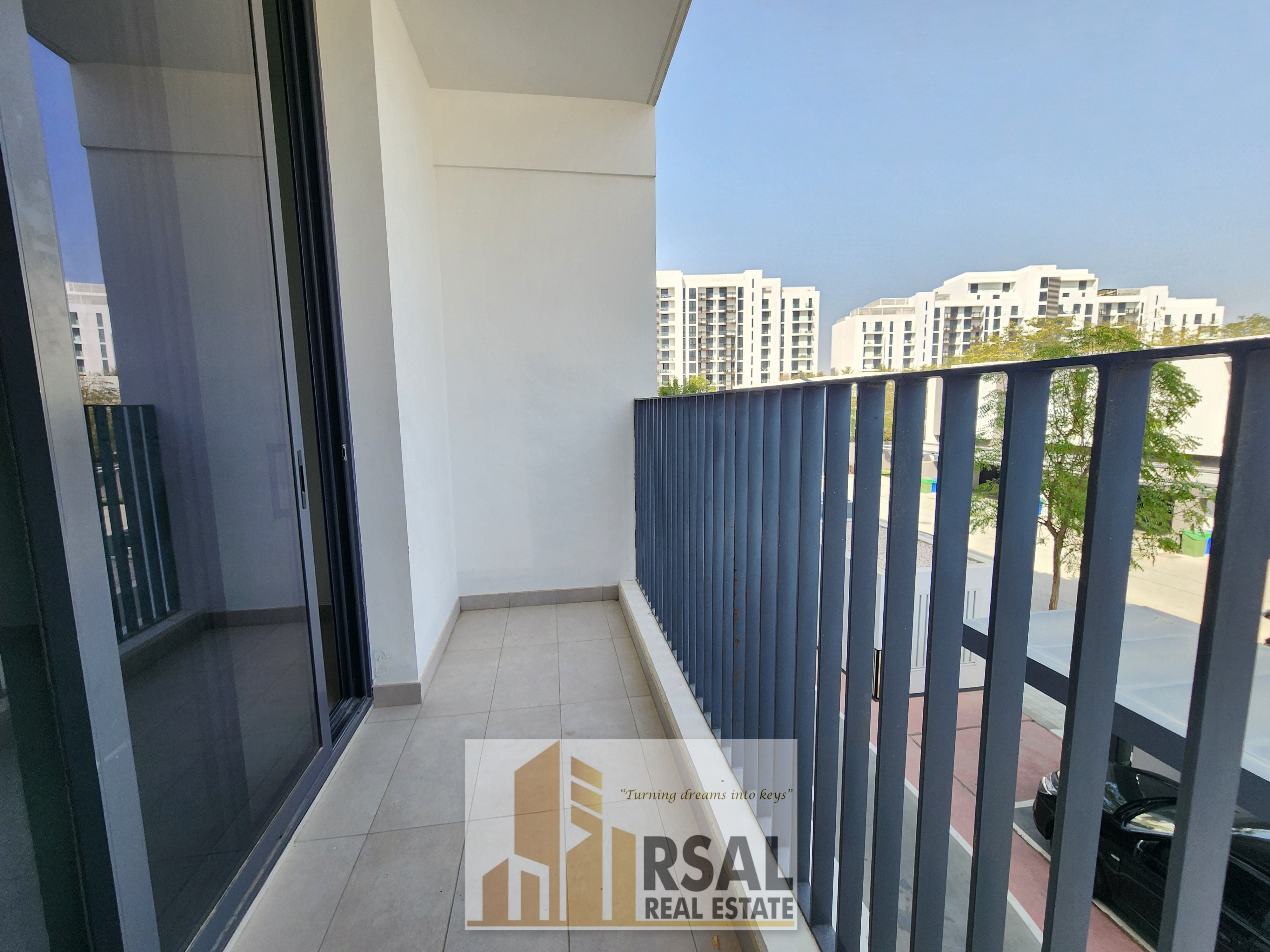 Hott Offer|Spacious 2BHK With Big Terrace|Free Amenatise