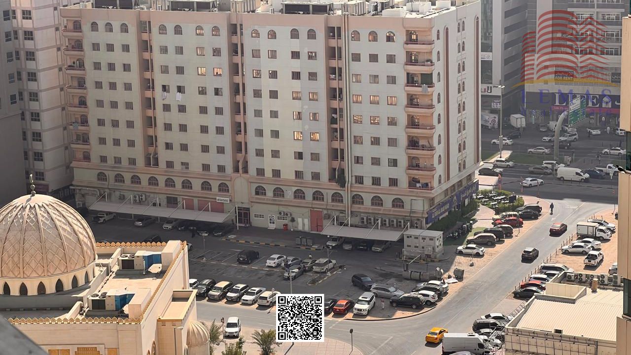 Two bedrooms, living room, open-plan kitchen. Installment options available.