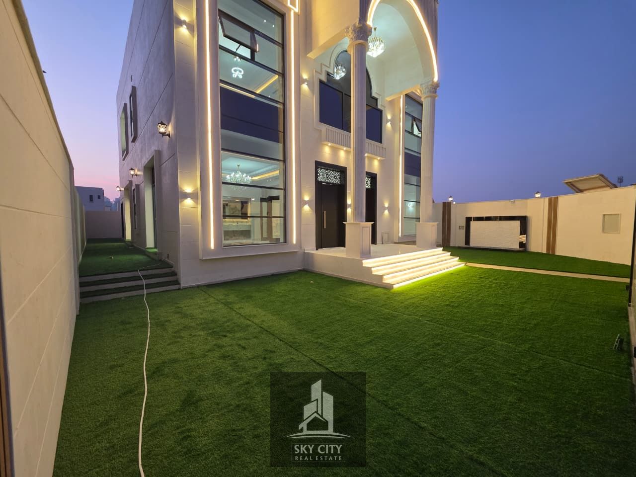 Now's your chance to own your dream villa in Ajman - a luxurious modern design and an unparalleled location! Your dream villa is ready!
