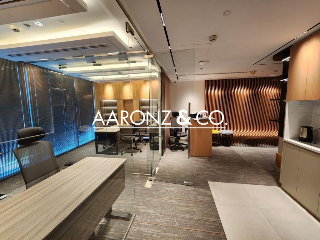 Luxury Fitted| Grade A Tower | Prime Location