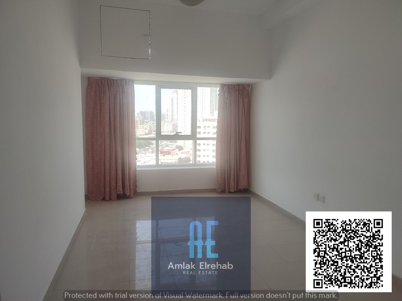 A golden opportunity: a distinctive studio with an open view and a great price.